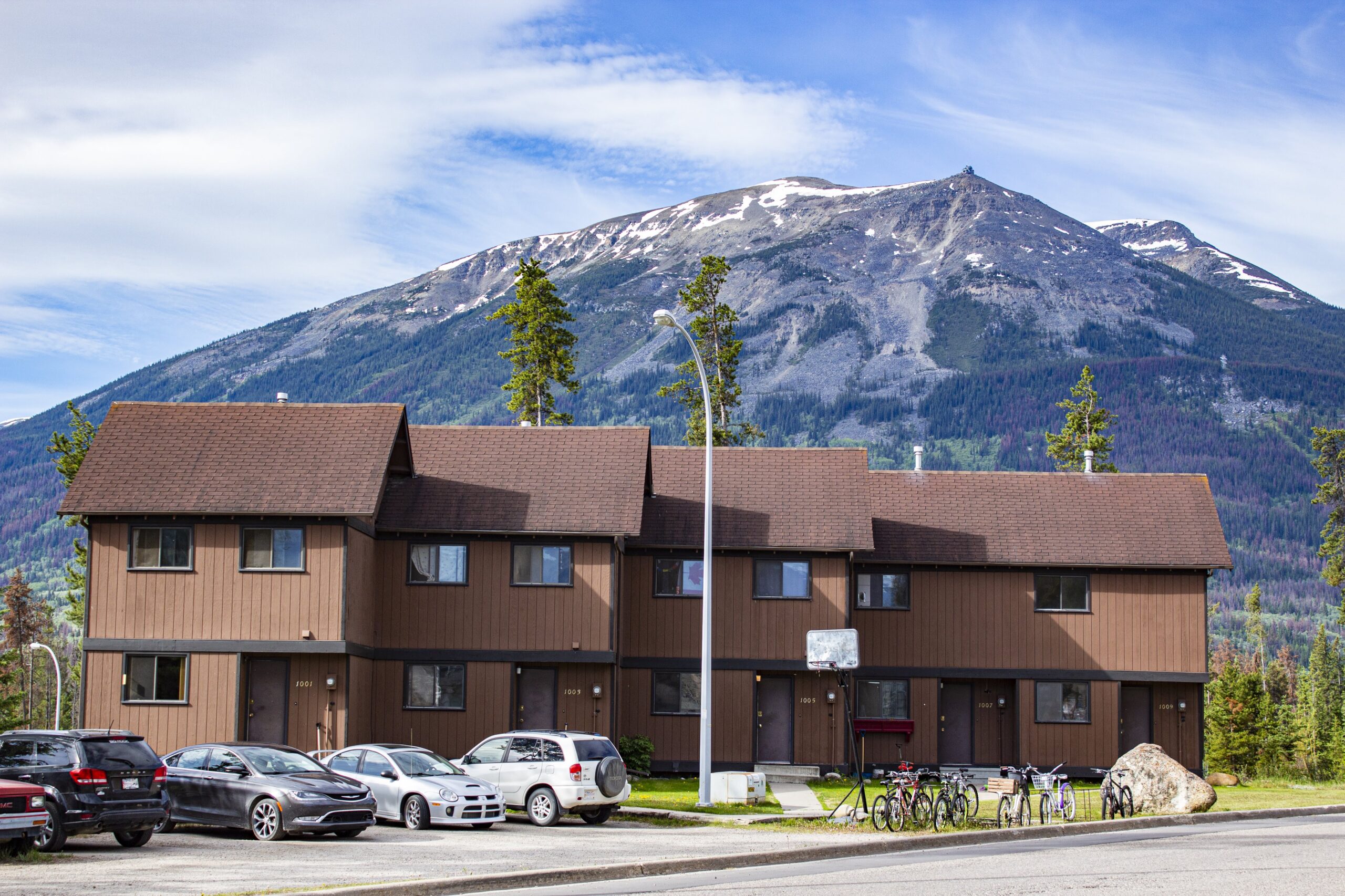 Aspen Garden & Cabin Creek — Jasper, AB